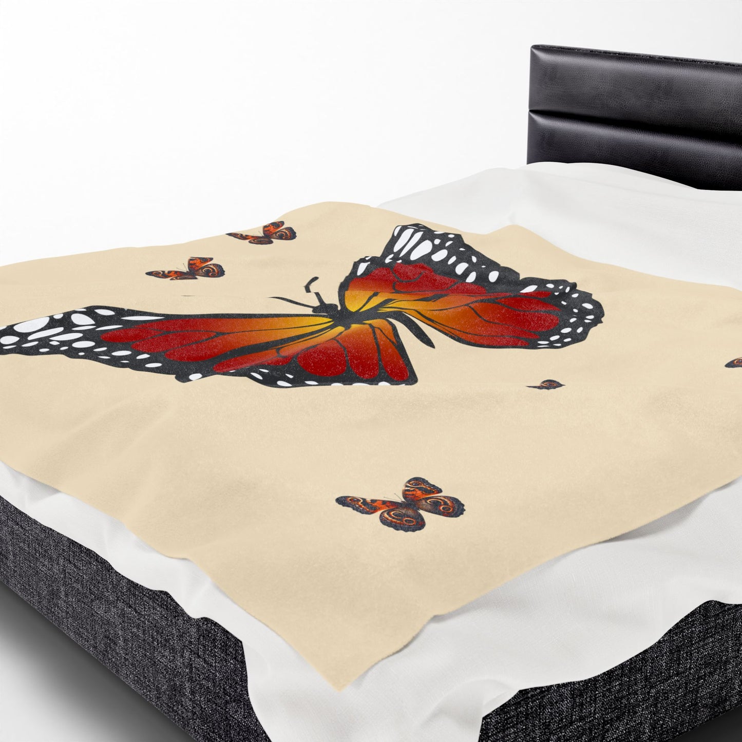 Butterfly Velveteen Plush Blanket - Cozy Home Decor for Nature Lovers