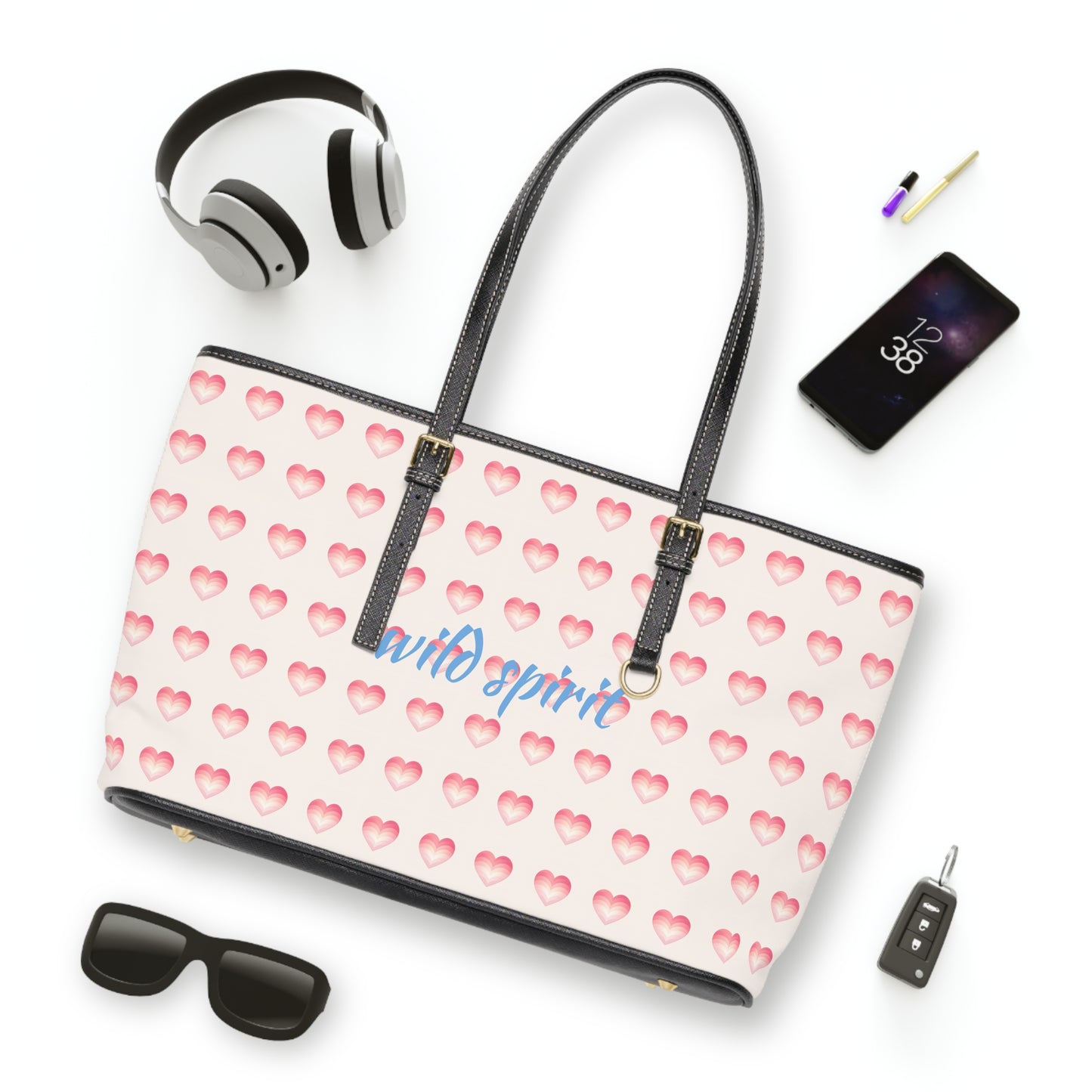 Bolso de hombro Wild Spirit de piel sintética con diseño de corazón: un bolso elegante para el día a día.